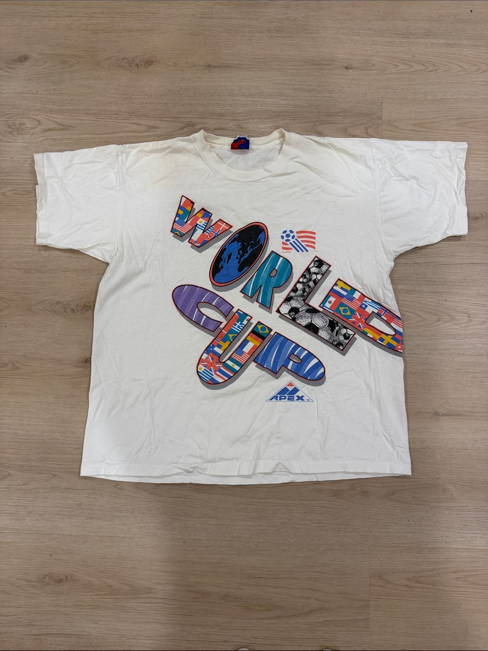 Vintage Apex White Large Tee with Multicolor World Cup Graphic